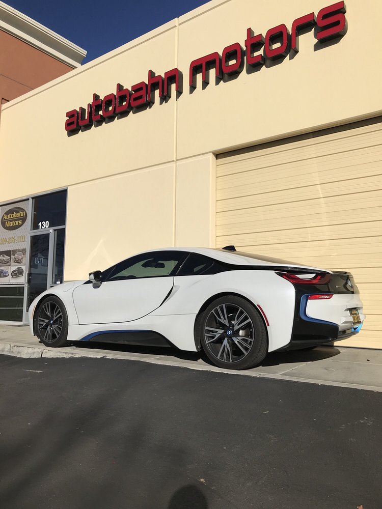 Autobahn Motors storefront — Tracy, CA